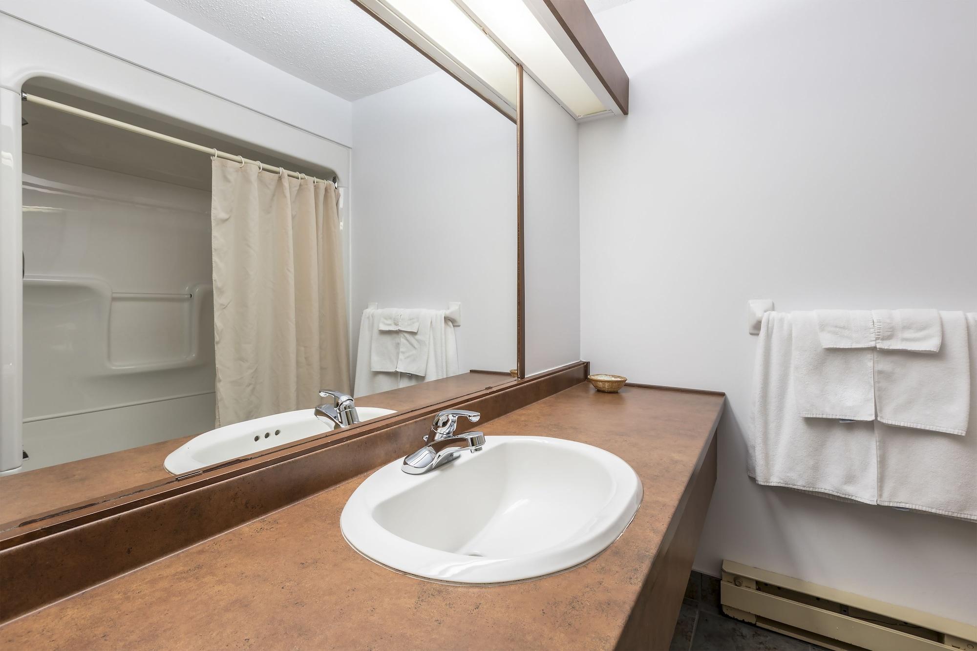 Hotel Baie Saint Paul Εξωτερικό φωτογραφία